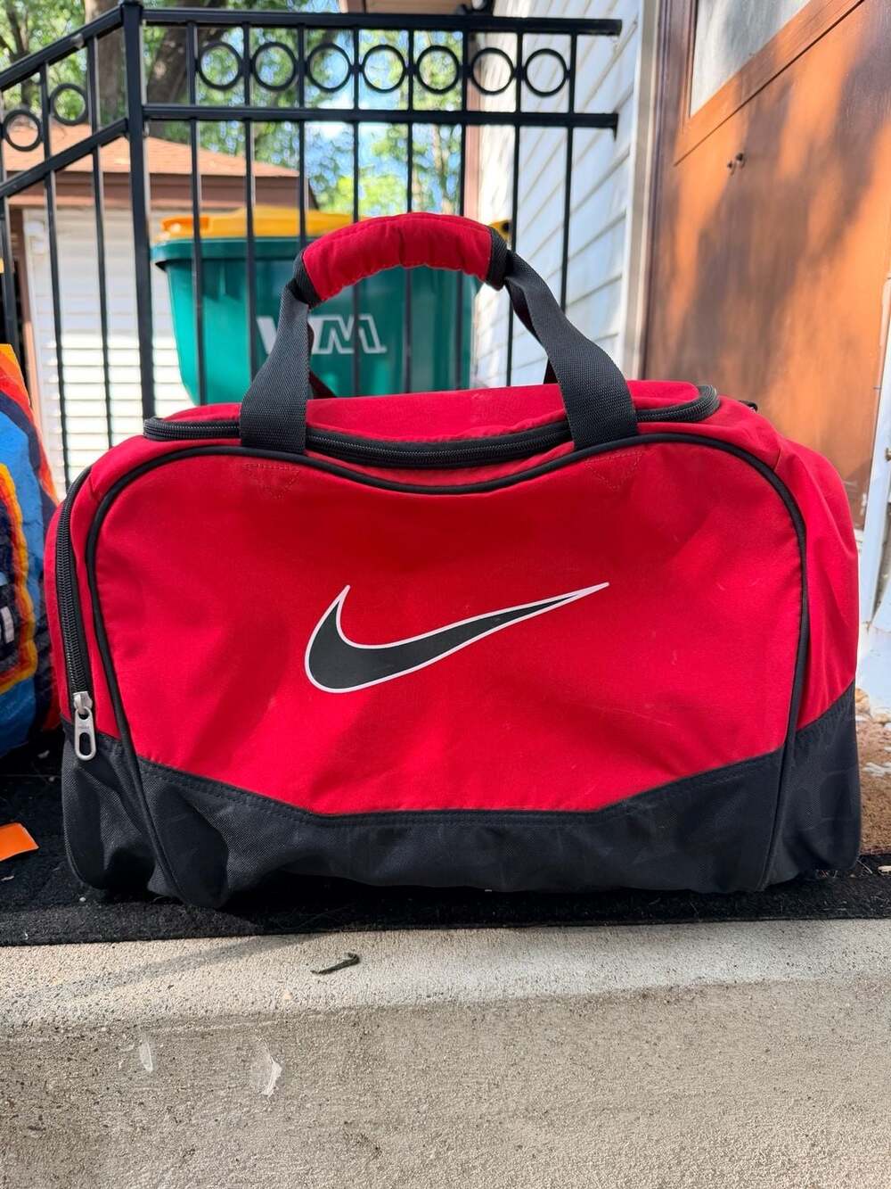 Nike Brasilia Medium Duffel Bag Red/Black